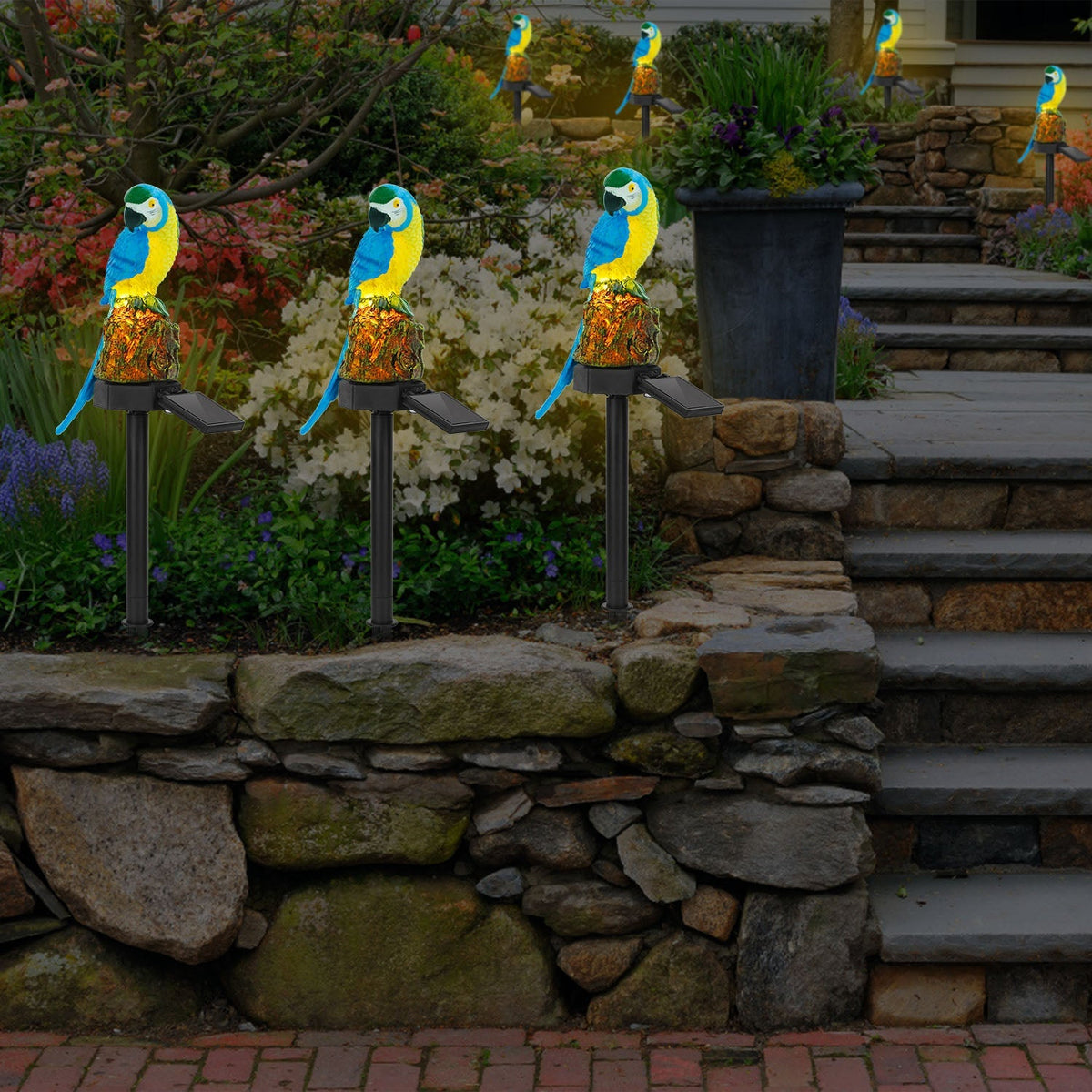 Solar Powered Parrot Garden Light IP65 Waterproof LED Parrot Landscape Lamp Decorative Lawn Lights For Yard Driveway Walkway Patio