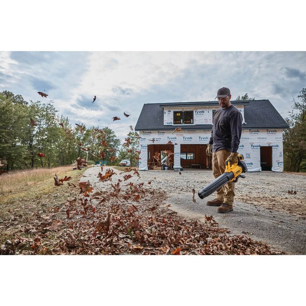 DEWALT DCBL722B 20V MAX* XR® Brushless Cordless Handheld Blower (Tool Only)