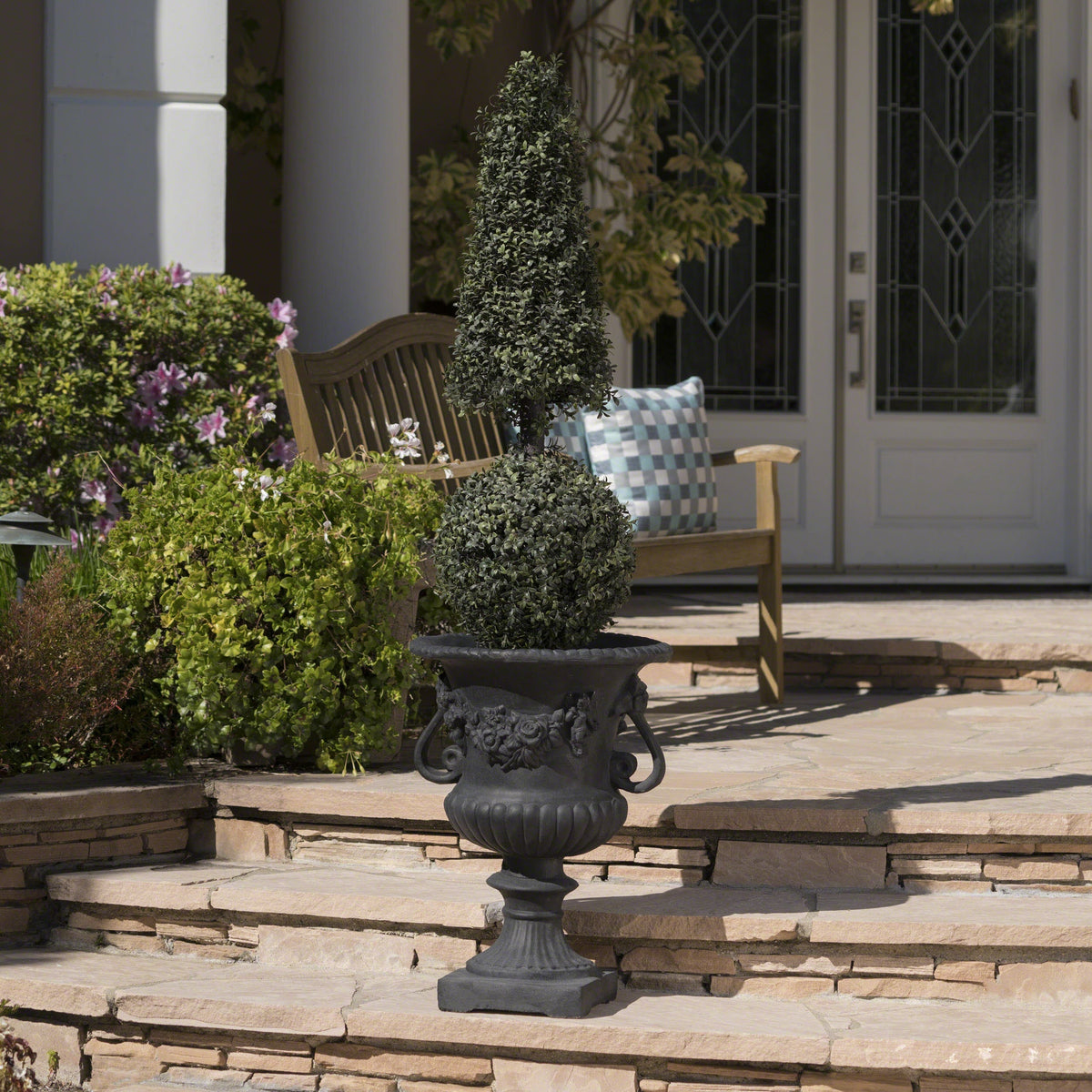 Buena Vista Urn
